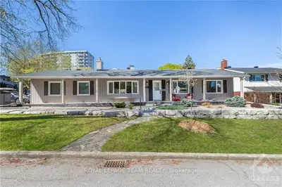 782 MANITOU Drive, Carlingwood - Westboro and Area, ON K2A 3C7