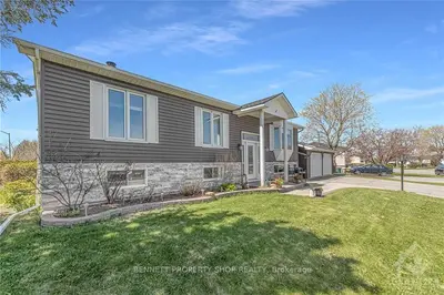 22 DOWDALL Crescent, Stittsville - Munster - Richmond, ON K2S 1T9
