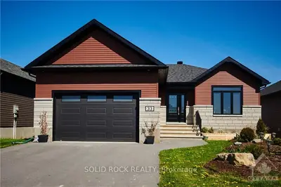 33 MATHESON Street, North Stormont, ON K0A 1R0
