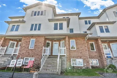 299 CASTOR Street 203, Russell, ON K4R 1E9