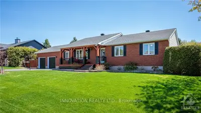 6894 SUNSET Boulevard, Greely - Metcalfe - Osgoode - Vernon and Area, ON K4P 1M6