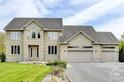 6386 DEER VALLEY Crescent, Greely - Metcalfe - Osgoode - Vernon and Area, ON K4P 0A9