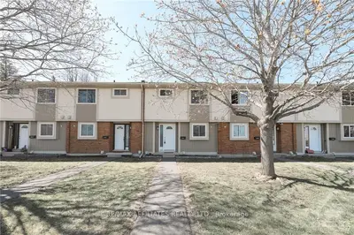443 MOODIE Drive C, Bells Corners and South to Fallowfield, ON K2H 8T6