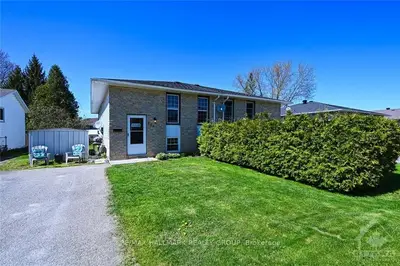 852 MACODRUM Drive, Brockville, ON K6V 6H5
