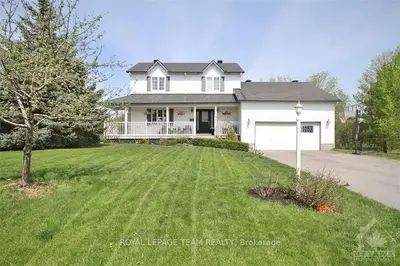 1253 COLLIER Crescent, Greely - Metcalfe - Osgoode - Vernon and Area, ON K4P 1C1