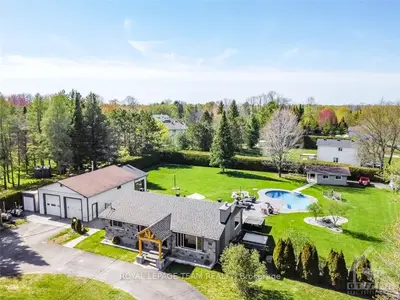 6643 PARKWAY Road, Greely - Metcalfe - Osgoode - Vernon and Area, ON K4P 1E4
