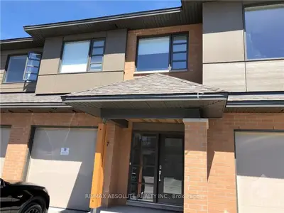 727 GUARDIAN Grove, Blossom Park - Airport and Area, ON K1X 0B3