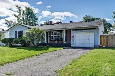 2156 FILLMORE Crescent, Beacon Hill North - South and Area, ON K1J 6A4