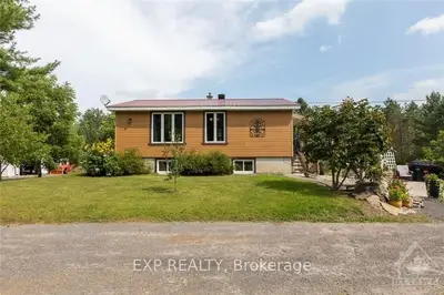 579 LAJEUNESSE Road, Alfred and Plantagenet, ON K0B 1A0