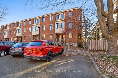 2 Crispin, Manor Park - Cardinal Glen And Area, On K1k 2t8