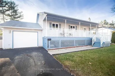 89 Oak Street, Petawawa, On K8h 3l9