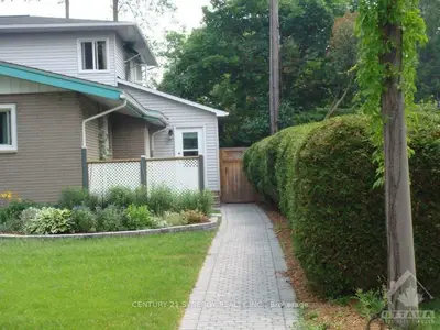 677 Rowanwood Avenue, Carlingwood - Westboro And Area, On K2a 3e5