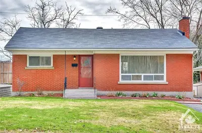 933 Alpine Avenue, Britannia Heights - Queensway Terrace N And Area, On K2b 5r9