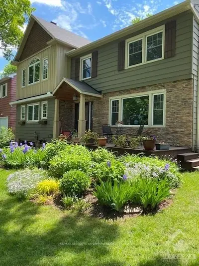 774 Eastbourne Avenue S, Manor Park - Cardinal Glen and Area, ON K1K 0H7
