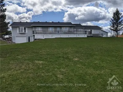 56 GOLF COURSE RD Road, Rideau Lakes, ON K0G 1X0