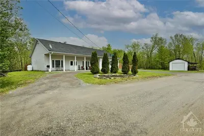4809 CALABOGIE Road B, Greater Madawaska, ON K0J 1H0
