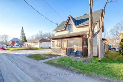 1991 Foresters Falls Road, Whitewater Region, ON K0J 1V0