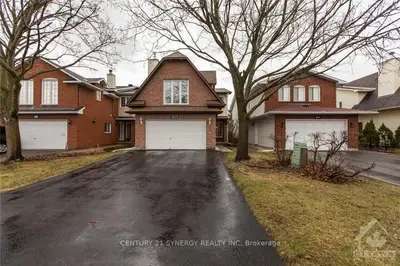 1875 BELCOURT Boulevard, Orleans - Convent Glen and Area, ON K1C 4N3