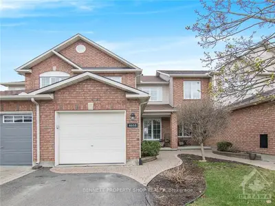 4668 OGILVIE WALK Crescent, Cyrville - Carson Grove - Pineview, ON K1J 1G7