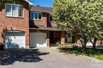 2004 BERGAMOT Circle, Orleans - Cumberland and Area, ON K4A 4R2