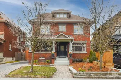 221 THIRD Avenue, Glebe - Ottawa East and Area, ON K1S 2K2
