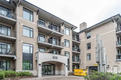 808 BRONSON Avenue 317, Dows Lake - Civic Hospital and Area, ON K1S 5A4