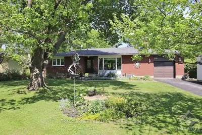 110 LINDA LOOP Lane, Carp - Dunrobin - Huntley - Fitzroy and Area, ON K0A 2H0