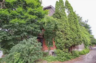 3 Ossington Avenue, Glebe - Ottawa East And Area, On K1s 3b3