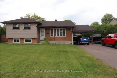 26 Mary Street, Petawawa, On K8h 1r9