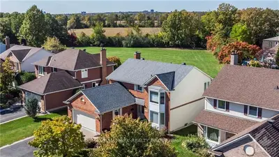 6028 Vineyard Drive, Orleans - Convent Glen And Area, On K1c 2m5