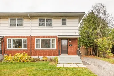 1584 DEVON Street, Alta Vista and Area, ON K1G 0S7