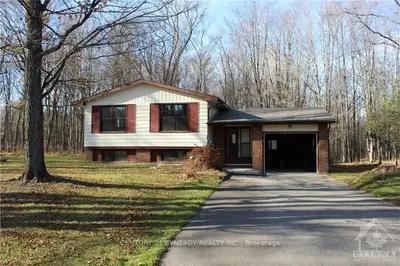 136 Elmsley Crescent, Drummond/north Elmsley, On K7h 3c5