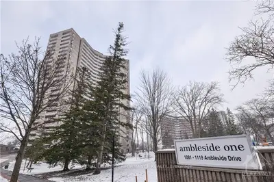 1081 Ambleside Drive 2305, Woodroffe, On K2b 8c8