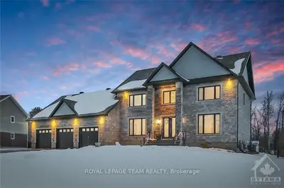 7221 EVENING SHADOW Avenue, Greely - Metcalfe - Osgoode - Vernon and Area, ON K4P 0C7