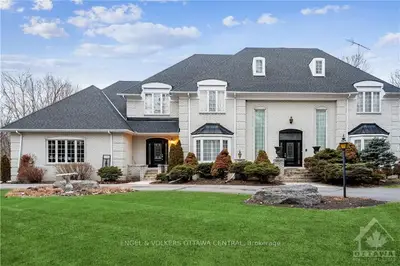 1320 ROYAL MAPLE Drive, Orleans - Cumberland and Area, ON K4C 1B5