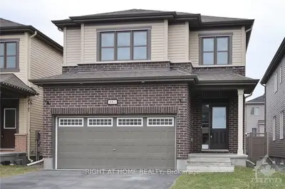 881 STALLION Crescent, Stittsville - Munster - Richmond, ON K2S 0Y7