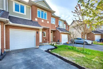 60 SONATA Place, Alta Vista and Area, ON K1G 6H2