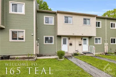 165 TEAL Crescent, Orleans - Cumberland and Area, ON K1E 2C1
