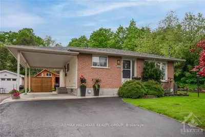 126 CEDAR Street, Brockville, ON K6V 5P7