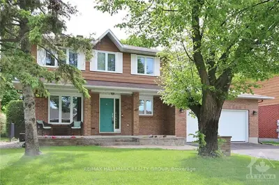 69 BEECHFERN Drive, Stittsville - Munster - Richmond, ON K2S 1E3