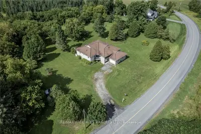 17667 ISLAND Road, South Stormont, ON K0C 1S0