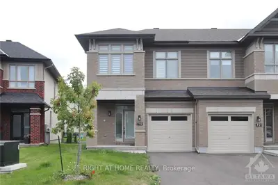 719 Capricorn Circle, Blossom Park - Airport And Area, On K4m 0j5