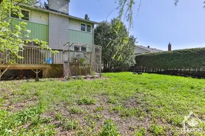 71 Oakridge Boulevard, Meadowlands - Crestview And Area, On K2g 2t7