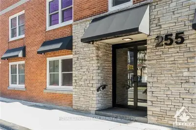 255 METCALFE Street 21, Ottawa Centre, ON K2P 1R4
