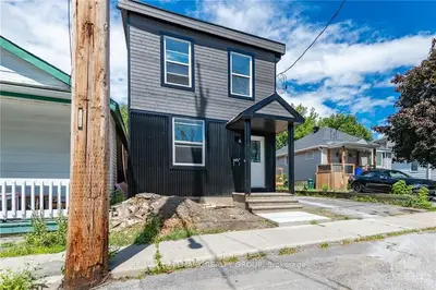 259 Montfort Street, Vanier And Kingsview Park, On K1l 5p1