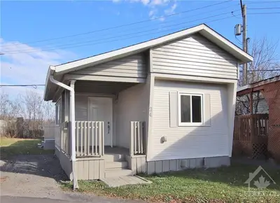 24 Eastgate Avenue, Bells Corners And South To Fallowfield, On K2h 7s2