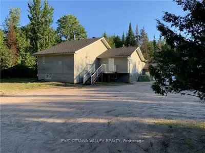 104 MAIKA Road, Madawaska Valley, ON K0J 1L0