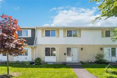 1526 BEAVERPOND Drive B, Cyrville - Carson Grove - Pineview, ON K1B 3R9