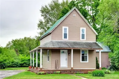 5456 OSGOODE MAIN Street, Greely - Metcalfe - Osgoode - Vernon and Area, ON K0A 2W0