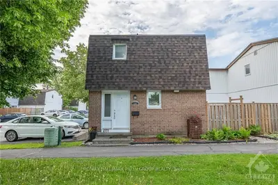 837 EASTVALE Drive 106, Beacon Hill North - South and Area, ON K1J 7T5